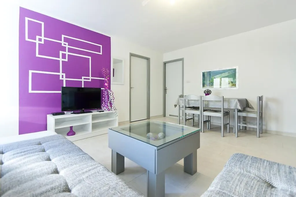Apartments Mauri Vrsar